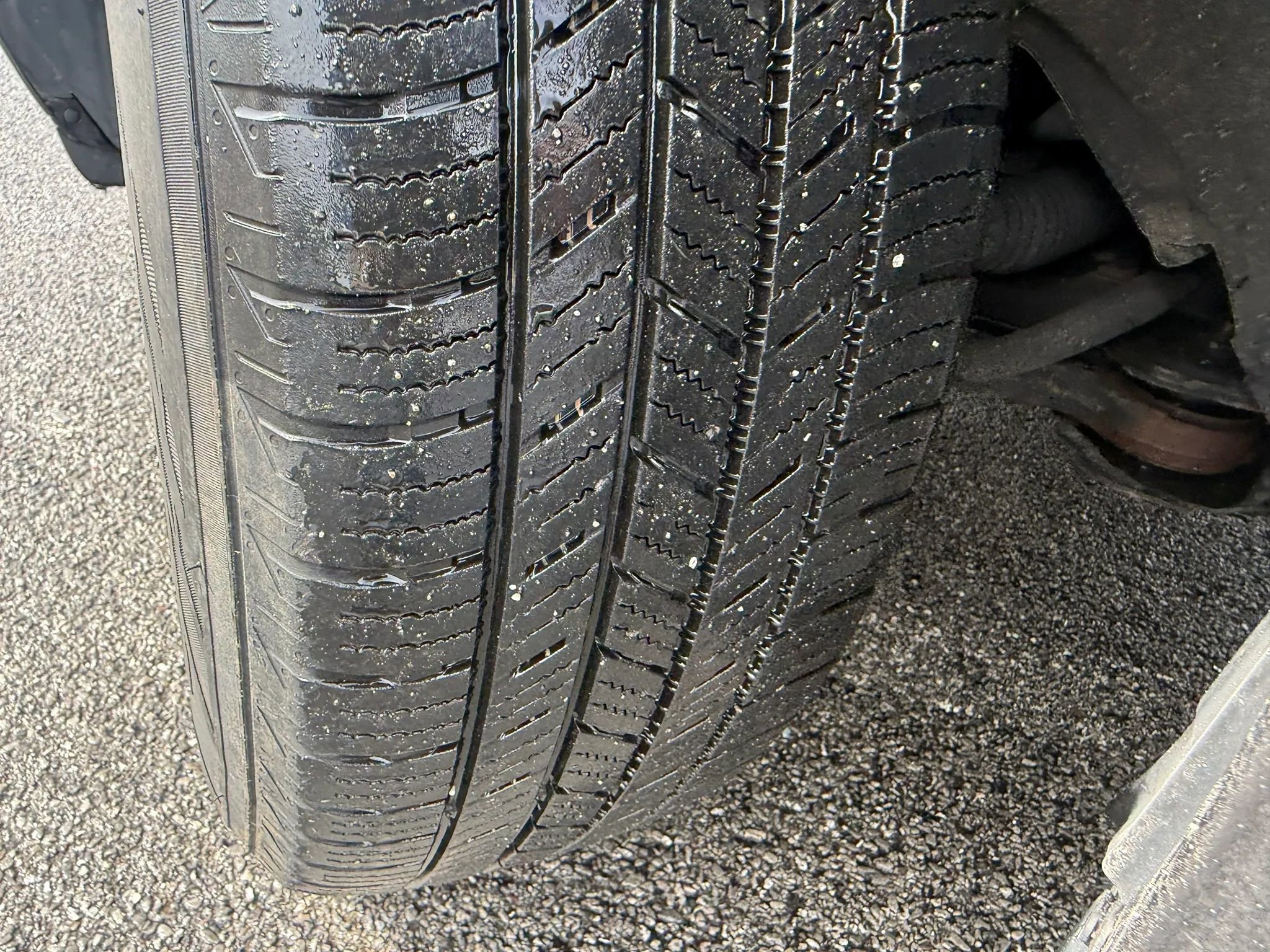 Used 2018 Dodge Journey SE image 25