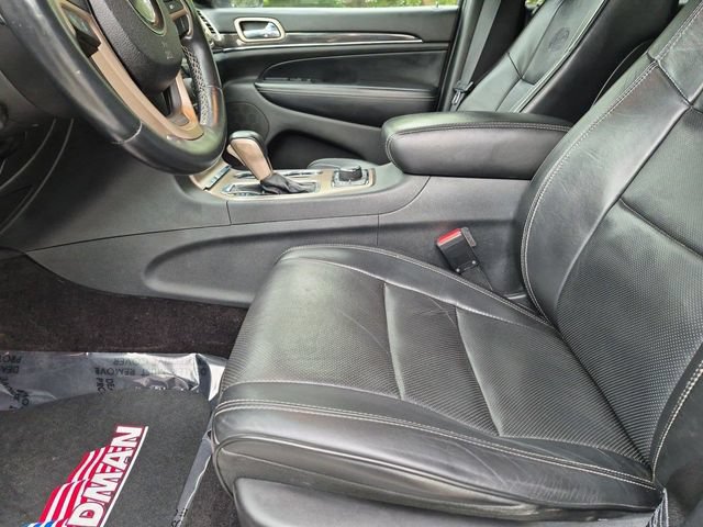 Used 2016 Jeep Grand Cherokee Overland AWD/4WD image 11