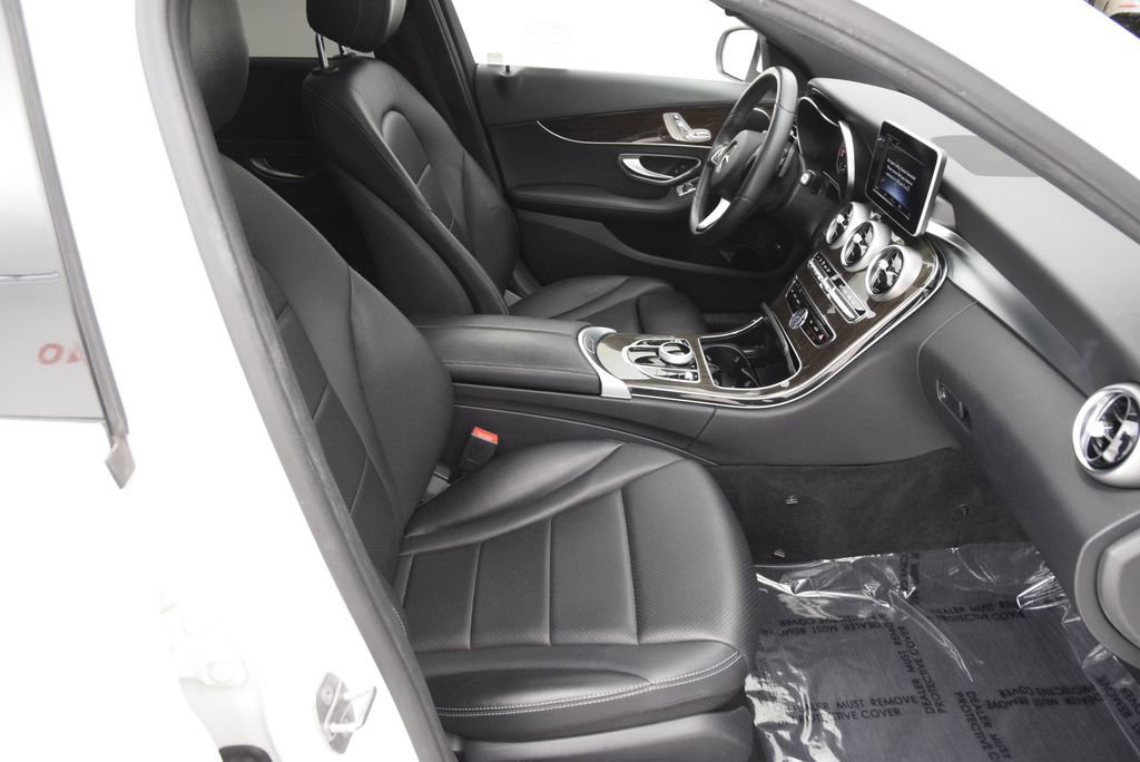 Used 2018 Mercedes-Benz C 300 Sedan image 16