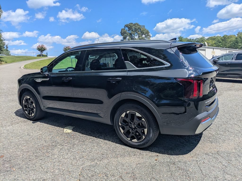 Used 2026 Kia Sorento S w/ S Panoramic Sunroof Package FWD image 6