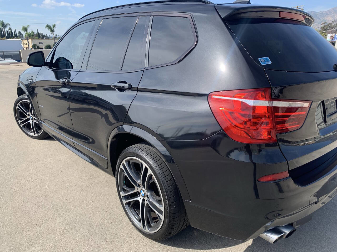 Used 2017 BMW X3 sDrive28i RWD image 9