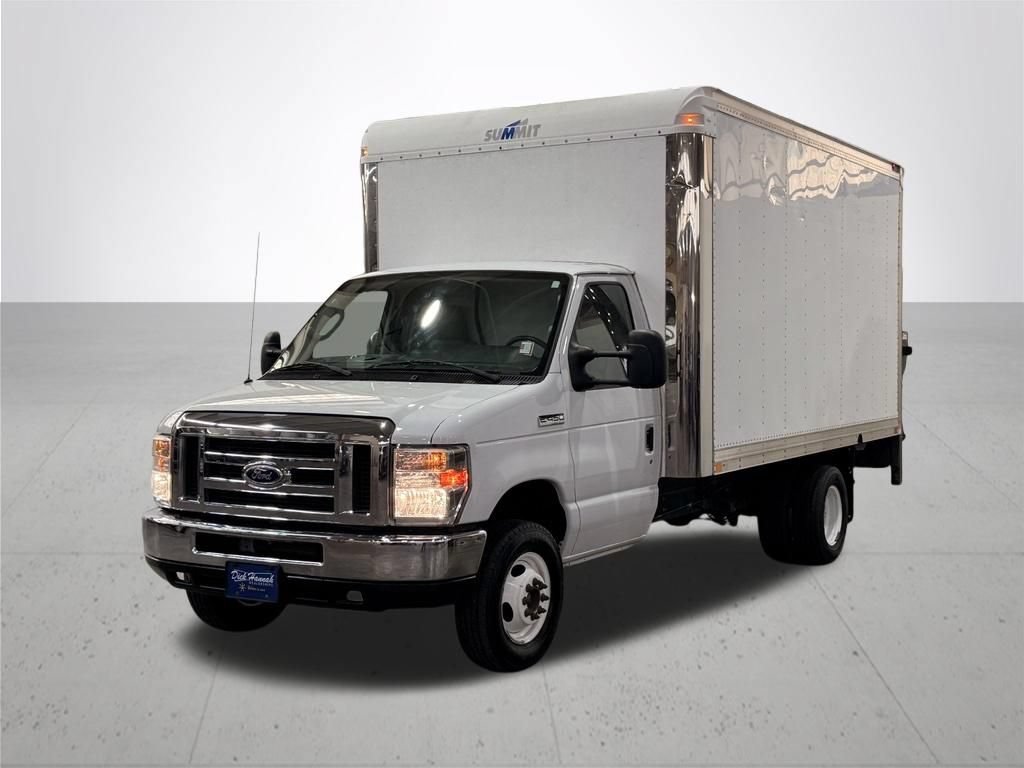 Used 2016 Ford E-450 and Econoline 450 Super Duty w/ Power Windows & Locks Group RWD image 2