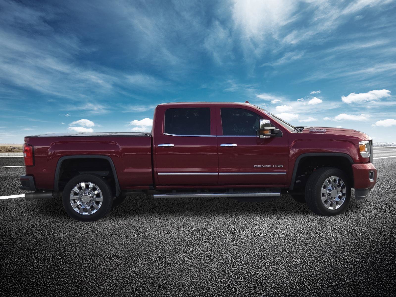 Used 2018 GMC Sierra 2500 Denali w/ Duramax Plus Package AWD/4WD image 19