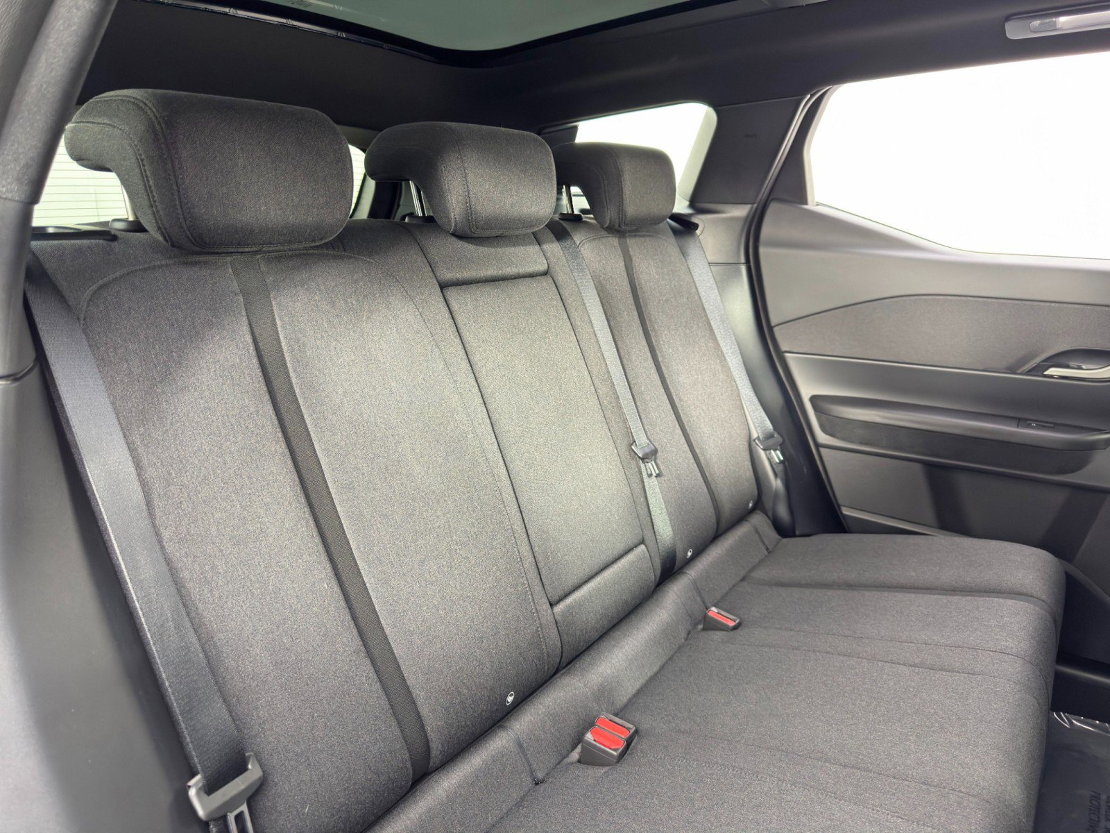 Used 2023 Fisker Ocean Ultra image 34