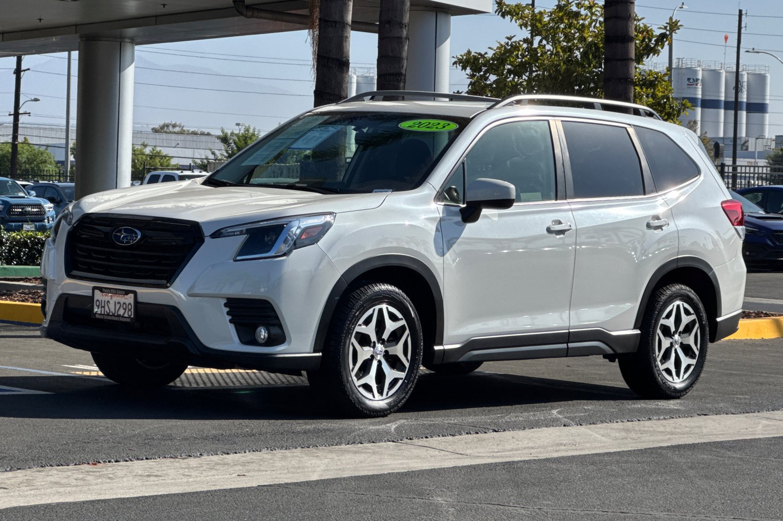 Certified 2023 Subaru Forester Premium AWD/4WD image 8