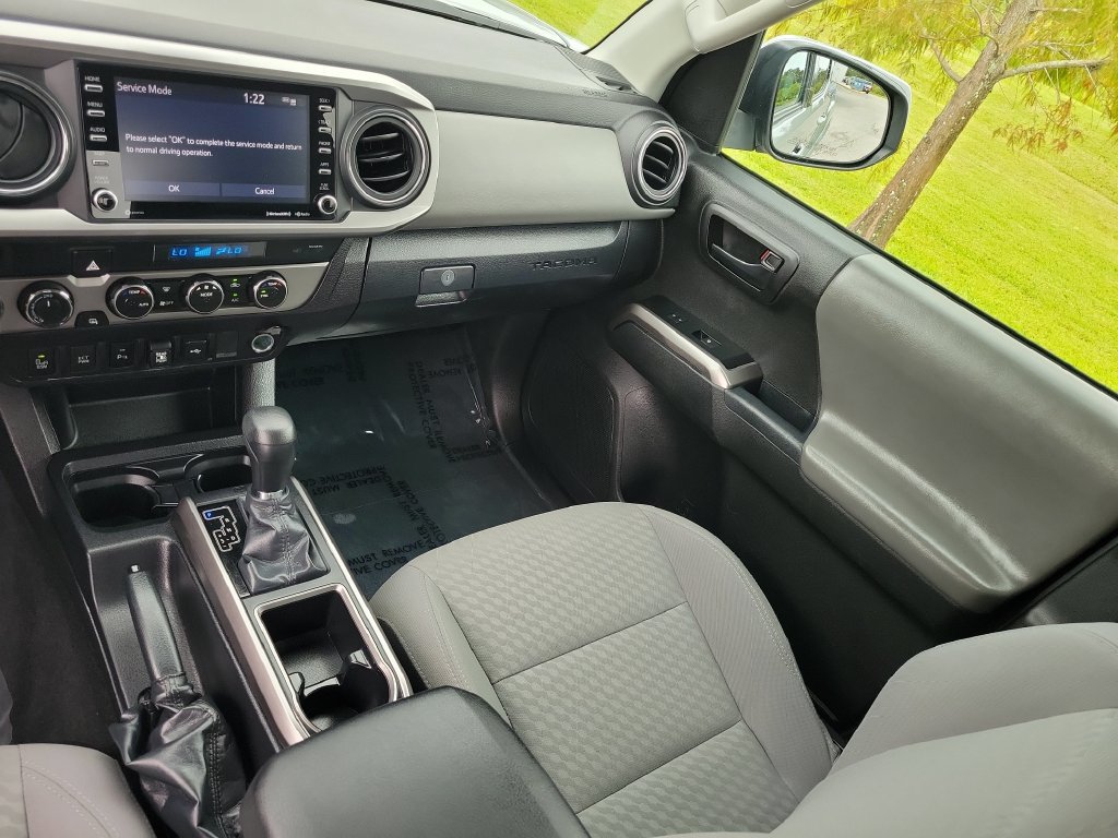Certified 2023 Toyota Tacoma SR5 AWD/4WD image 28