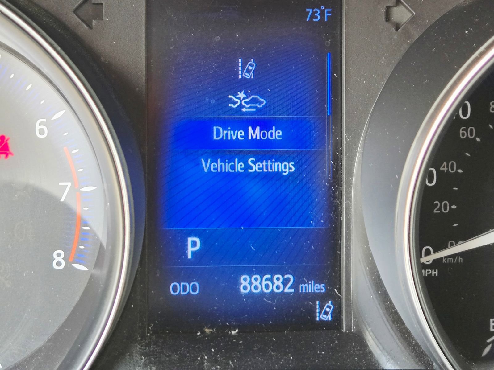 Used 2018 Toyota C-HR XLE image 13