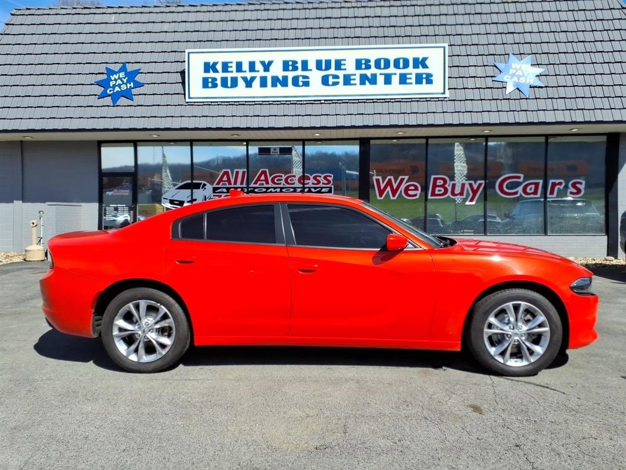 Used 2022 Dodge Charger SXT image 1