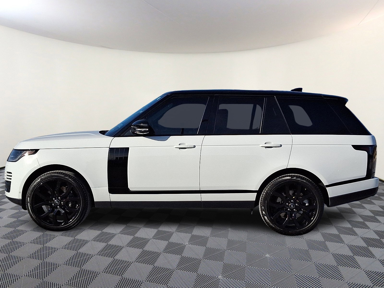 Used 2021 Land Rover Range Rover Westminster Edition image 7