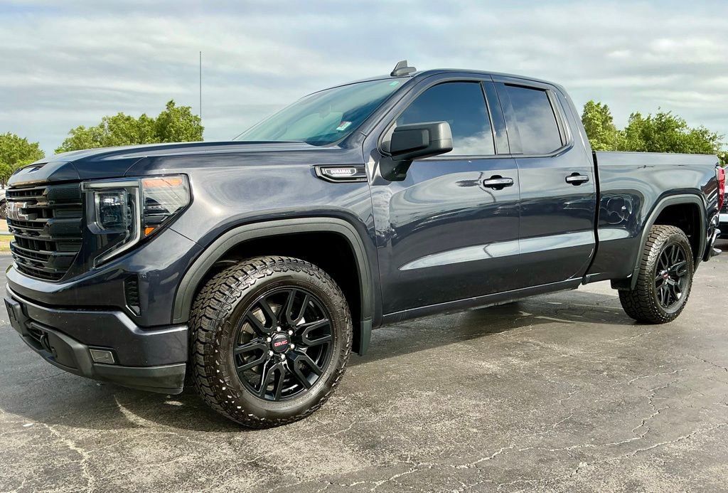 Used 2023 GMC Sierra 1500 Elevation RWD image 7