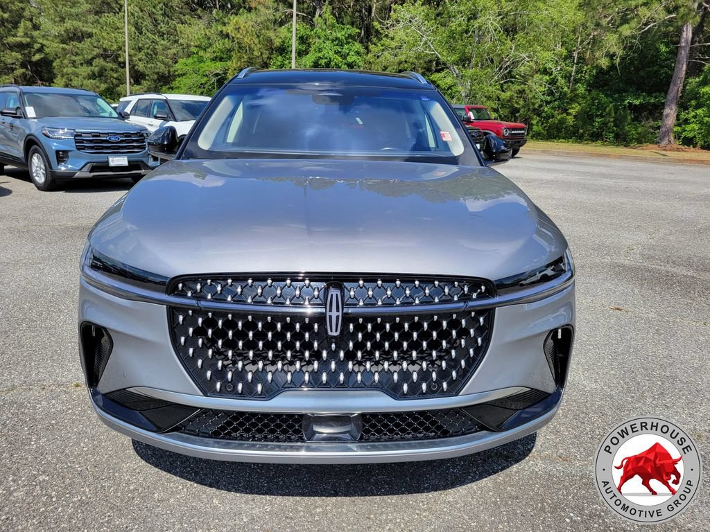 Used 2024 Lincoln Nautilus Reserve AWD/4WD image 9
