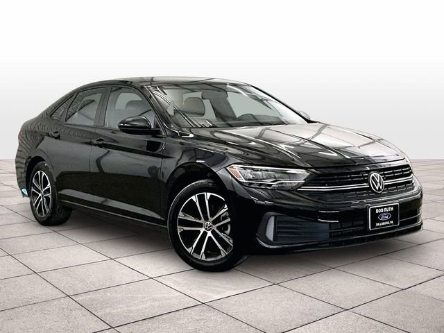 Used 2022 Volkswagen Jetta Sport FWD image 2