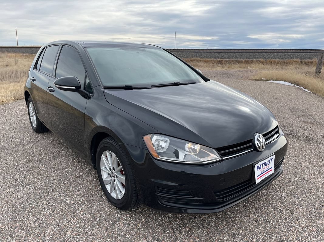 Used 2016 Volkswagen Golf S FWD image 7
