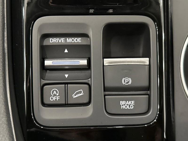 Used 2025 Honda Pilot Elite image 29