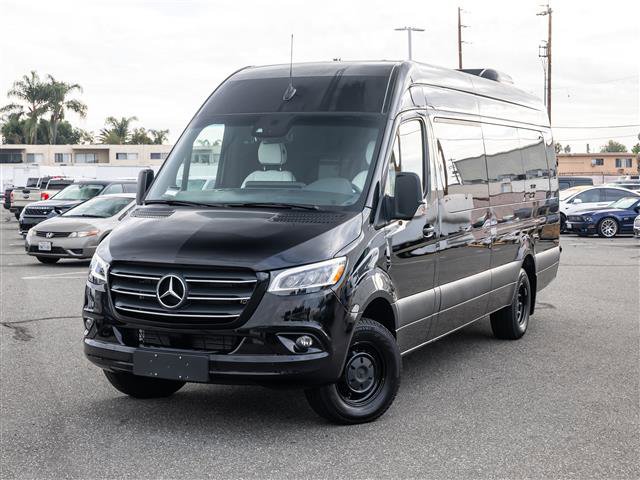 Used 2023 Mercedes-Benz Sprinter 3500 image 1