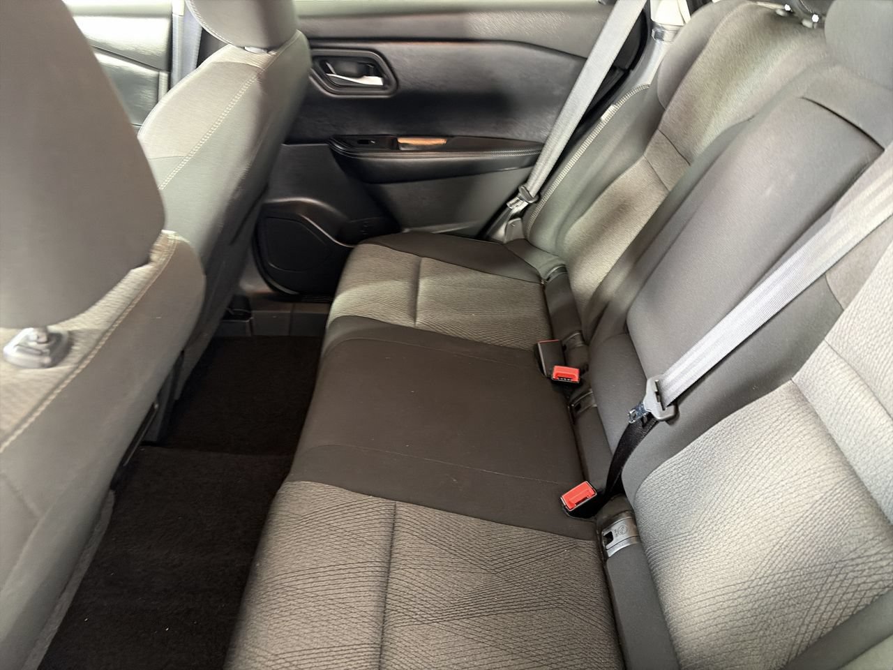 Used 2025 Nissan Rogue SV AWD/4WD image 22
