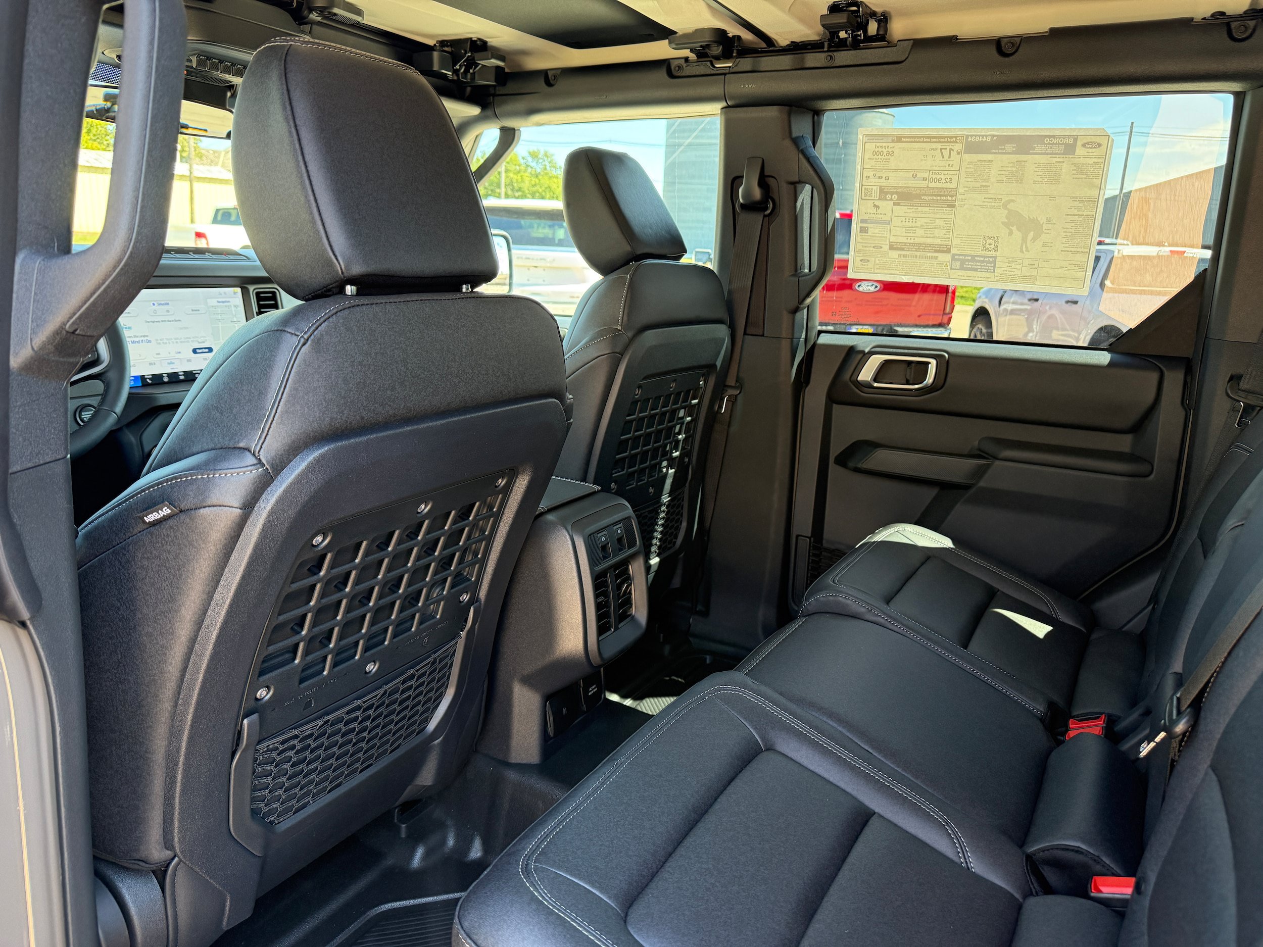 New 2026 Ford Bronco Badlands w/ Sasquatch Package AWD/4WD image 11