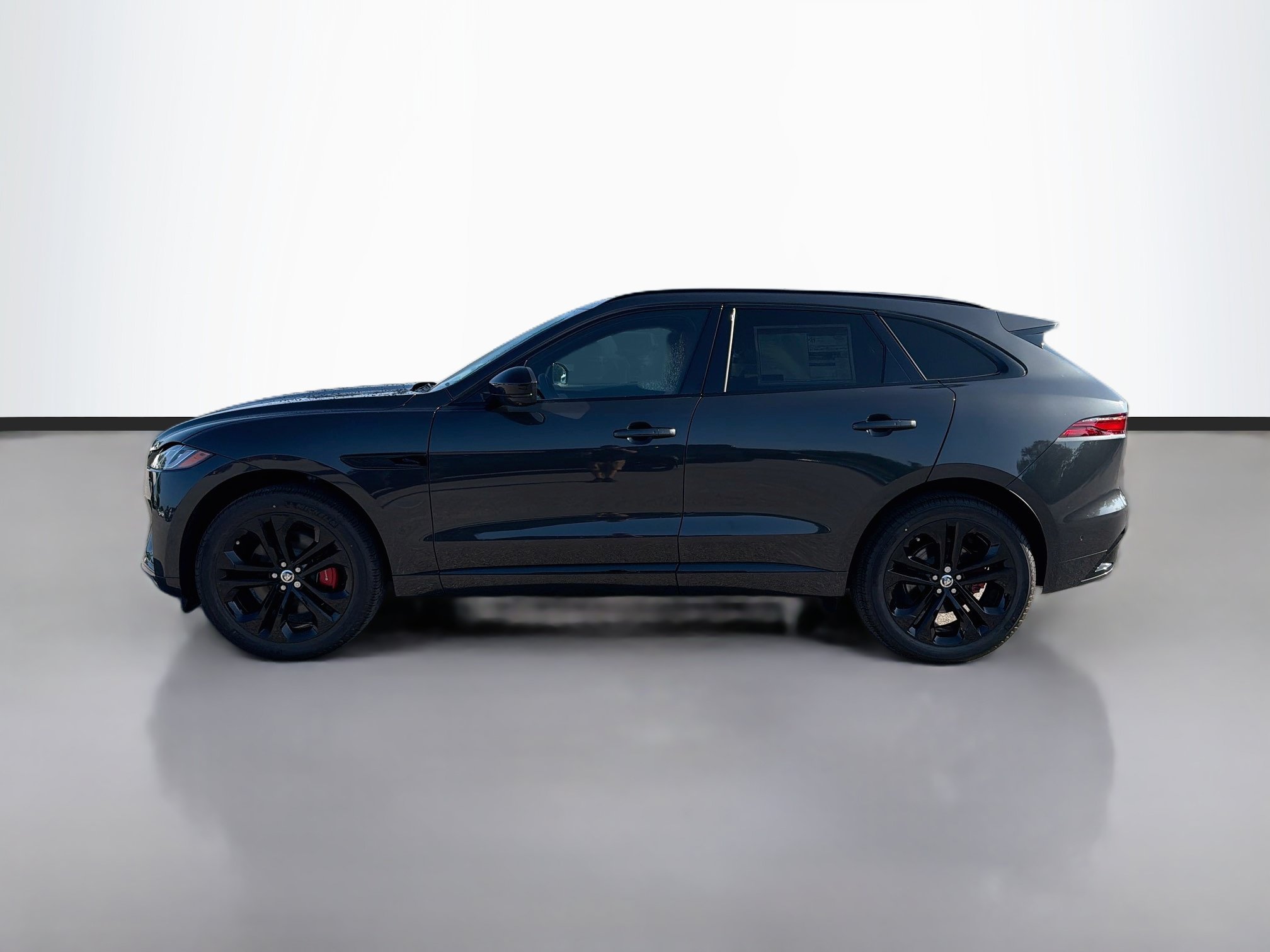 New 2026 Jaguar F-PACE R-Dynamic S AWD/4WD image 2