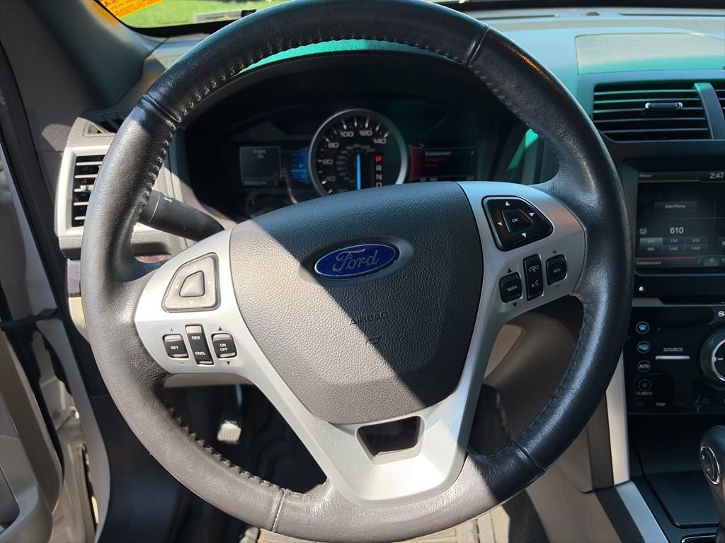 Used 2015 Ford Explorer Limited w/ Equipment Group 301A image 12