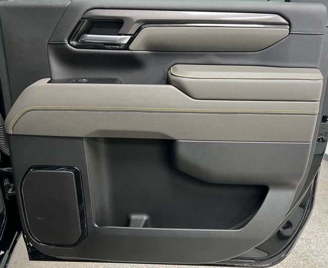 Used 2024 Chevrolet Silverado 2500 ZR2 w/ Technology Package image 53