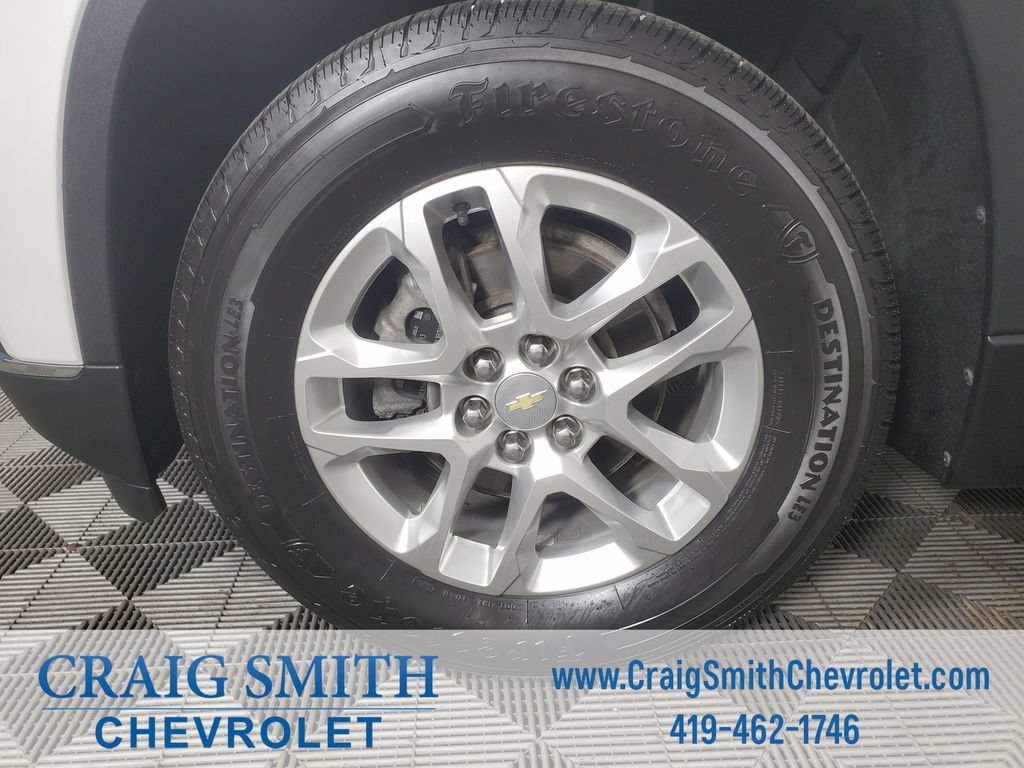 Used 2021 Chevrolet Traverse LT FWD image 29