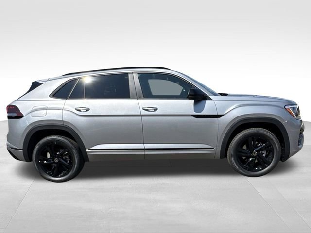 New 2026 Volkswagen Atlas Cross Sport SEL R-Line image 6