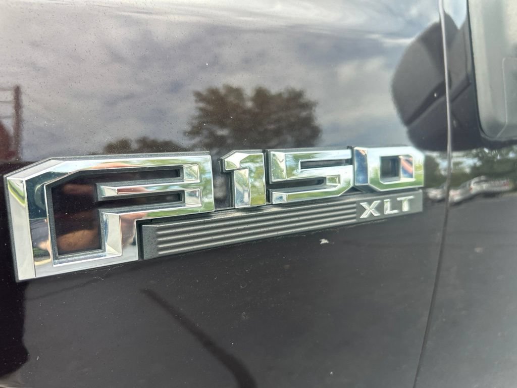 Used 2018 Ford F150 XLT w/ Equipment Group 302A Luxury AWD/4WD image 4