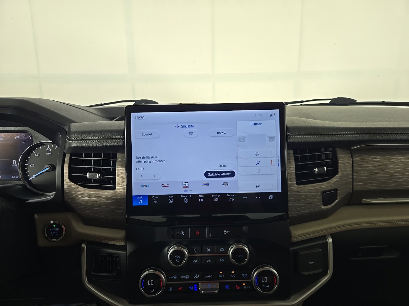 Used 2024 Ford Expedition Limited RWD image 10