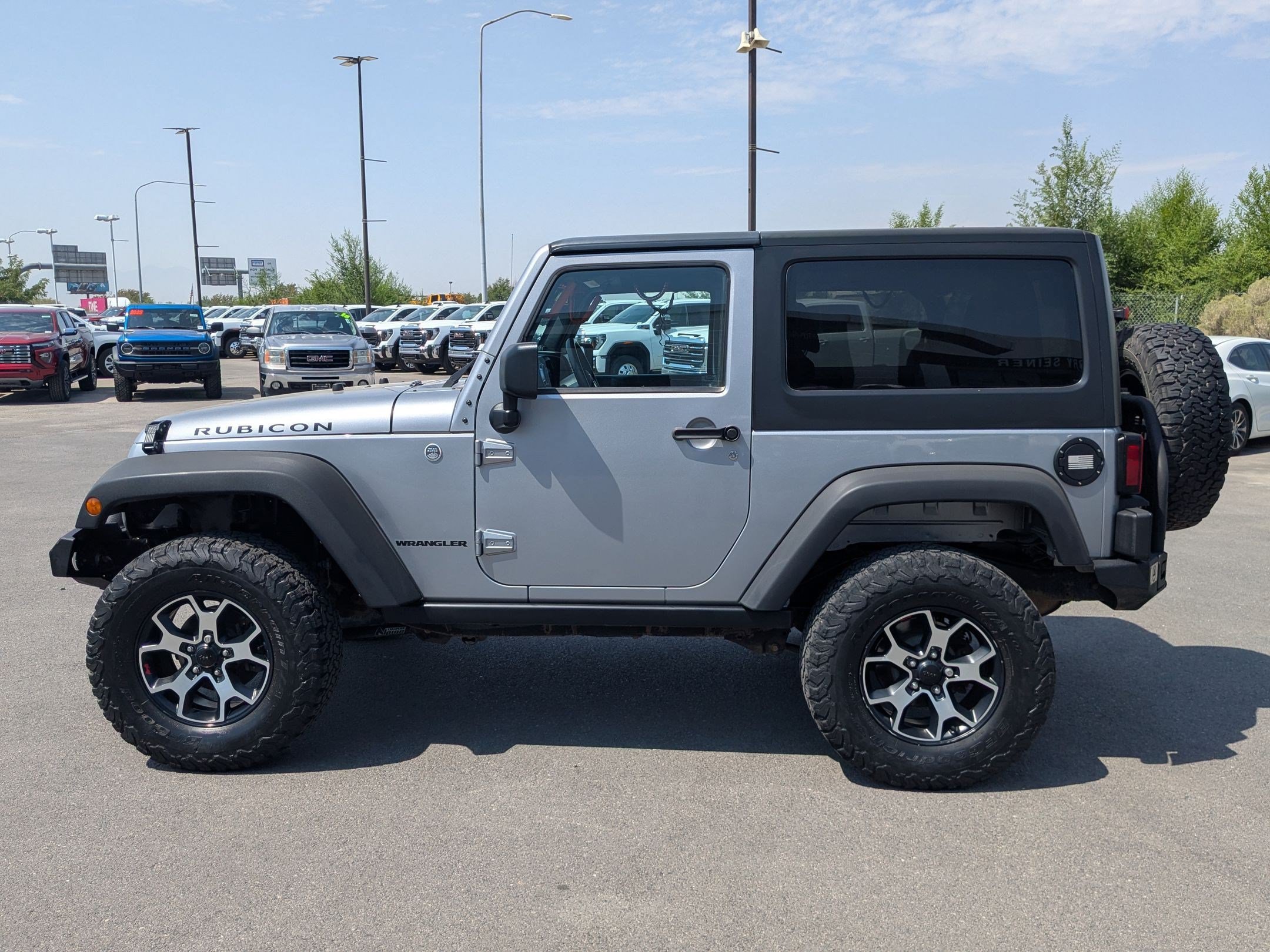Used 2013 Jeep Wrangler Rubicon w/ PWR Convenience Group AWD/4WD image 3