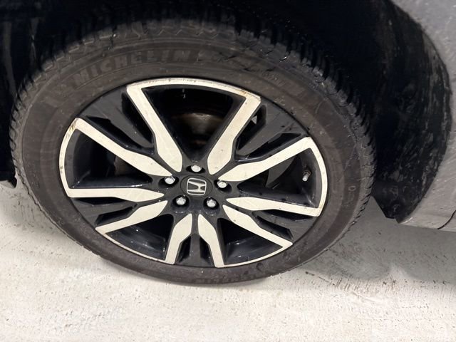 Used 2022 Honda Pilot Touring image 7