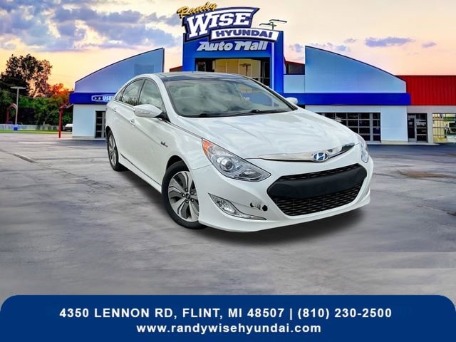 Used 2015 Hyundai Sonata Limited w/ Option Group 02 FWD image 1