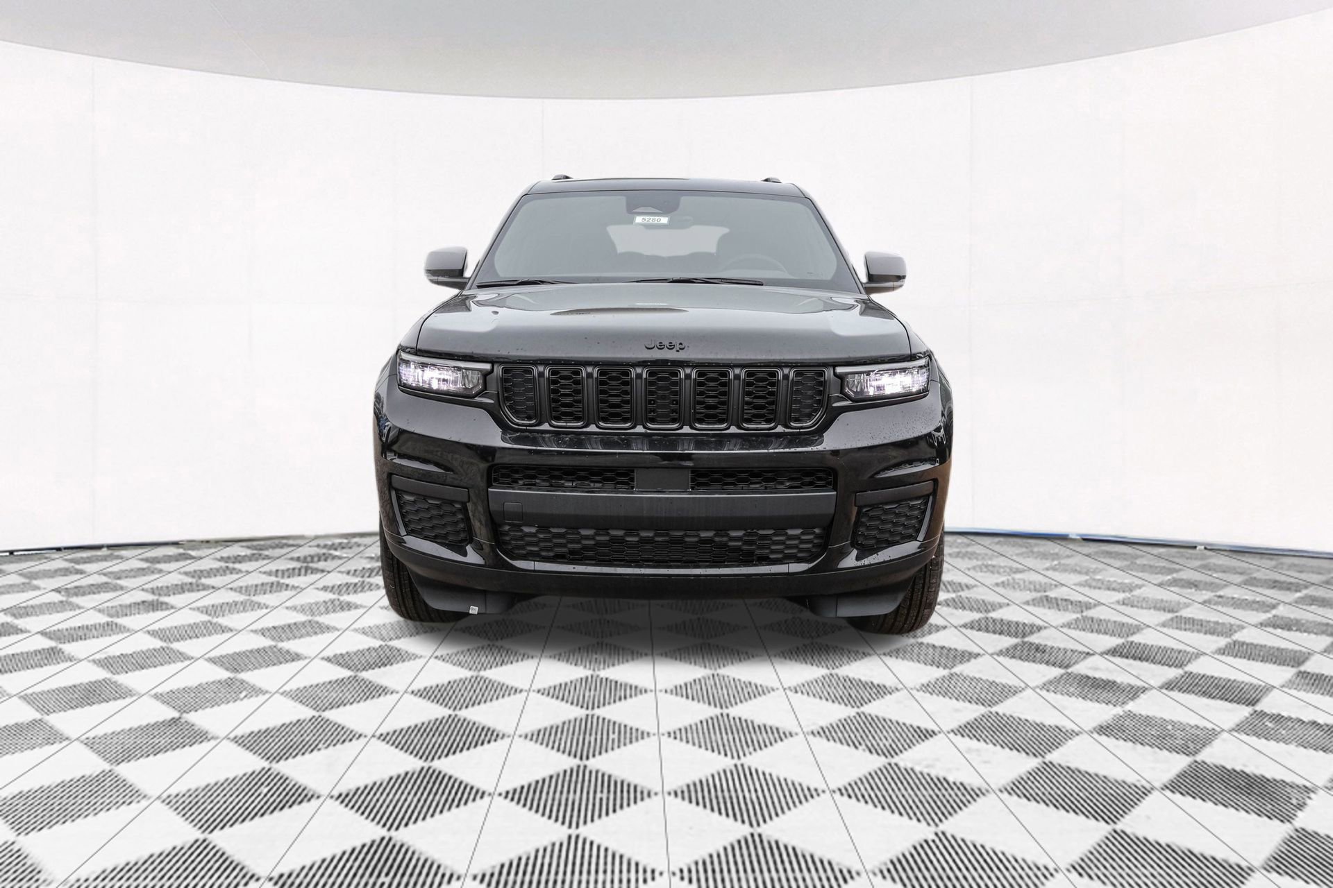 New 2025 Jeep Grand Cherokee L Altitude image 13