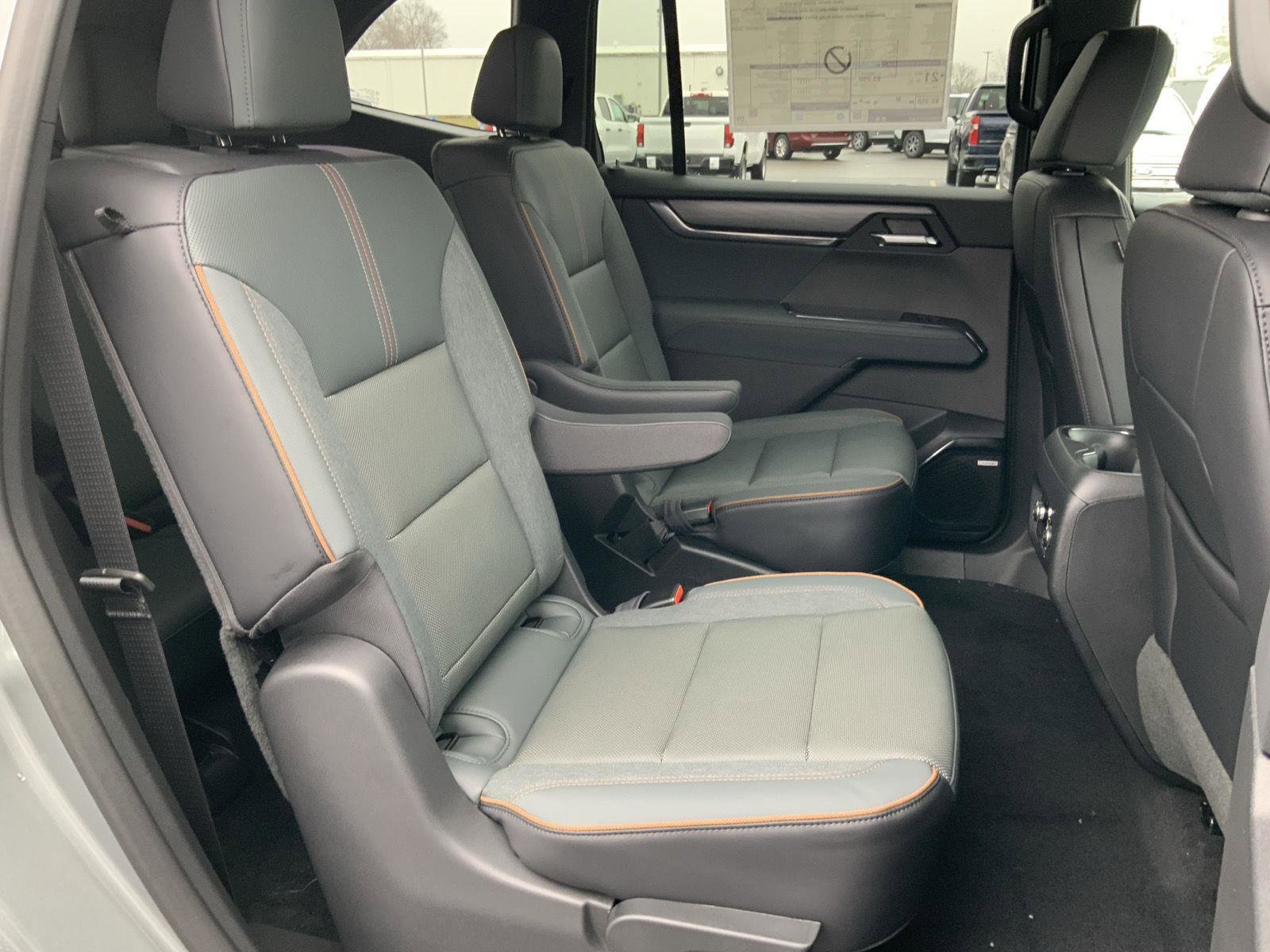 New 2026 GMC Acadia AT4 w/ Luxury Package image 58
