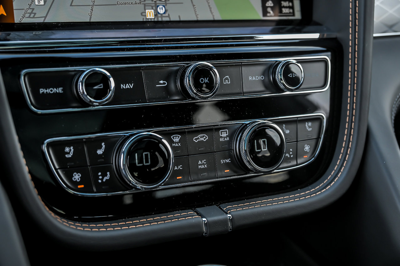 New 2026 Bentley Bentayga AWD/4WD image 48