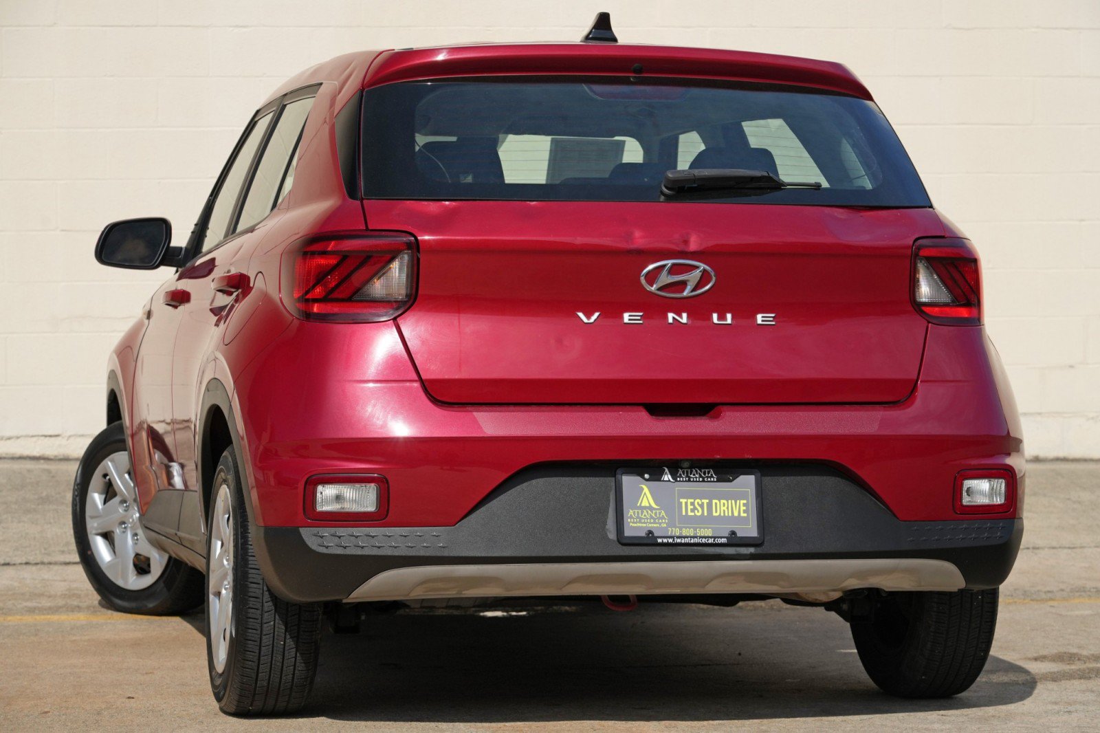 Used 2020 Hyundai Venue SE FWD image 5