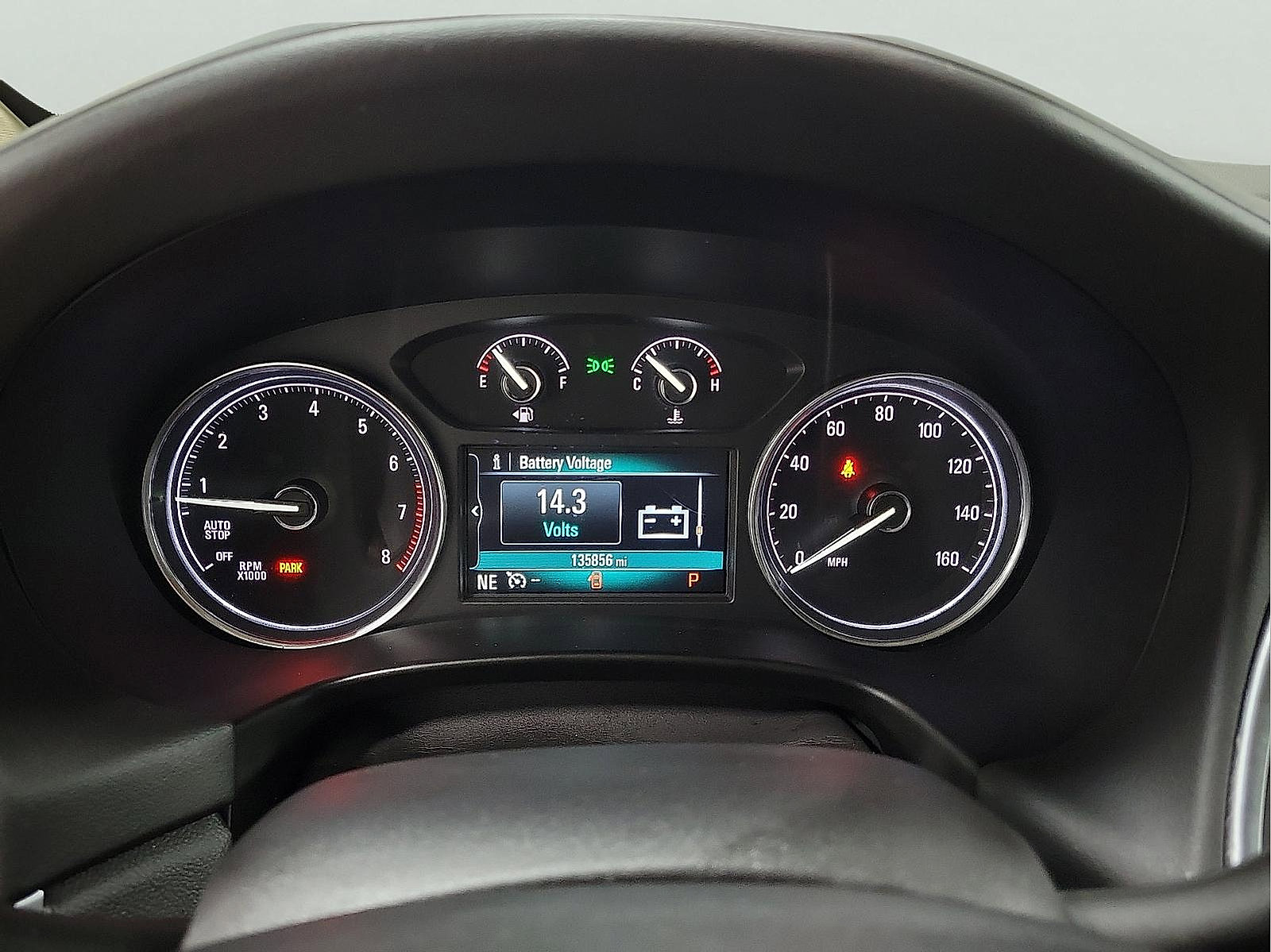 Used 2019 Buick Enclave Essence FWD image 16