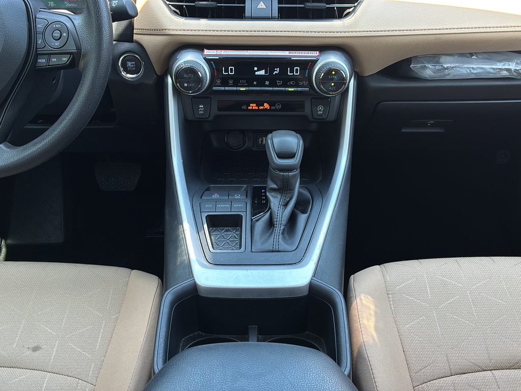 Used 2025 Toyota RAV4 XLE w/ Convenience Package FWD image 23