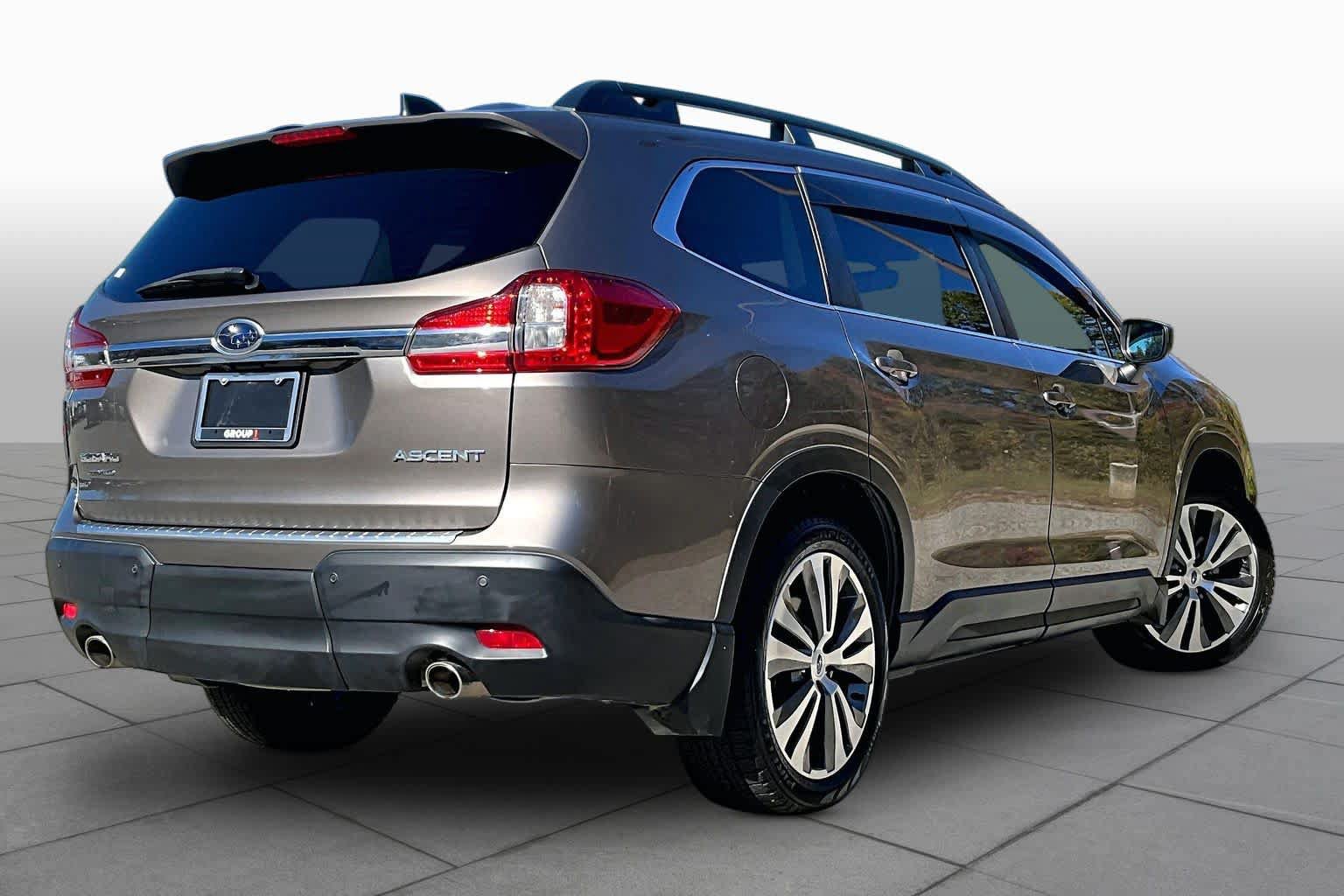 Used 2021 Subaru Ascent Premium w/ Sport Package AWD/4WD image 13