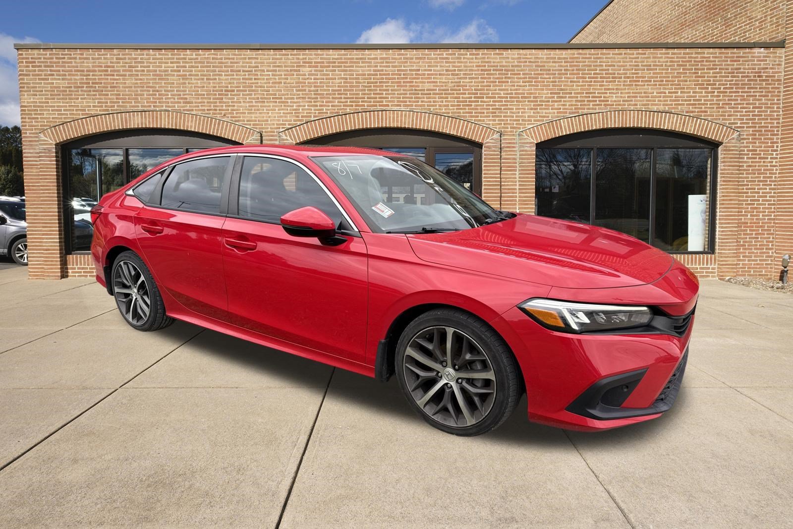 Used 2022 Honda Civic Touring image 1