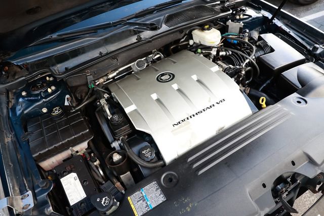 Used 2006 Cadillac DTS Limousine image 51