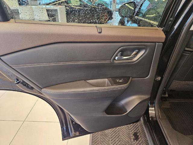 Certified 2023 Nissan Rogue SL w/ SL Premium Package AWD/4WD image 27
