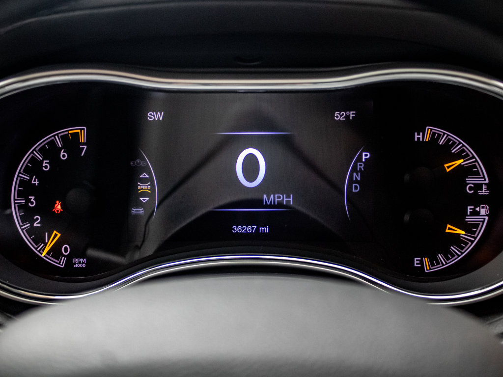 Used 2021 Jeep Grand Cherokee Summit image 32