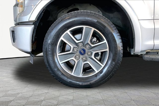 Used 2016 Ford F150 XLT w/ Equipment Group 302A Luxury RWD image 21