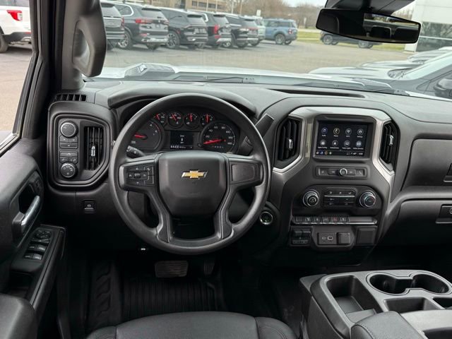 Used 2025 Chevrolet Silverado 2500 W/T image 5