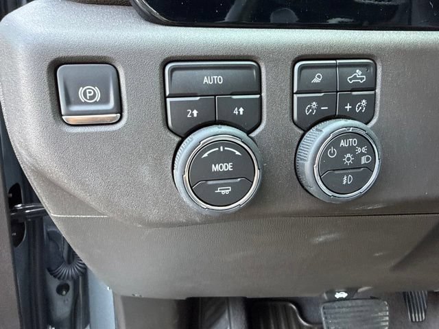 Used 2026 Chevrolet Silverado 1500 LTZ AWD/4WD image 12