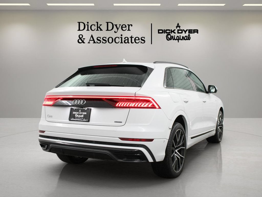 Used 2019 Audi Q8 Premium Plus w/ Premium Plus AWD/4WD image 11