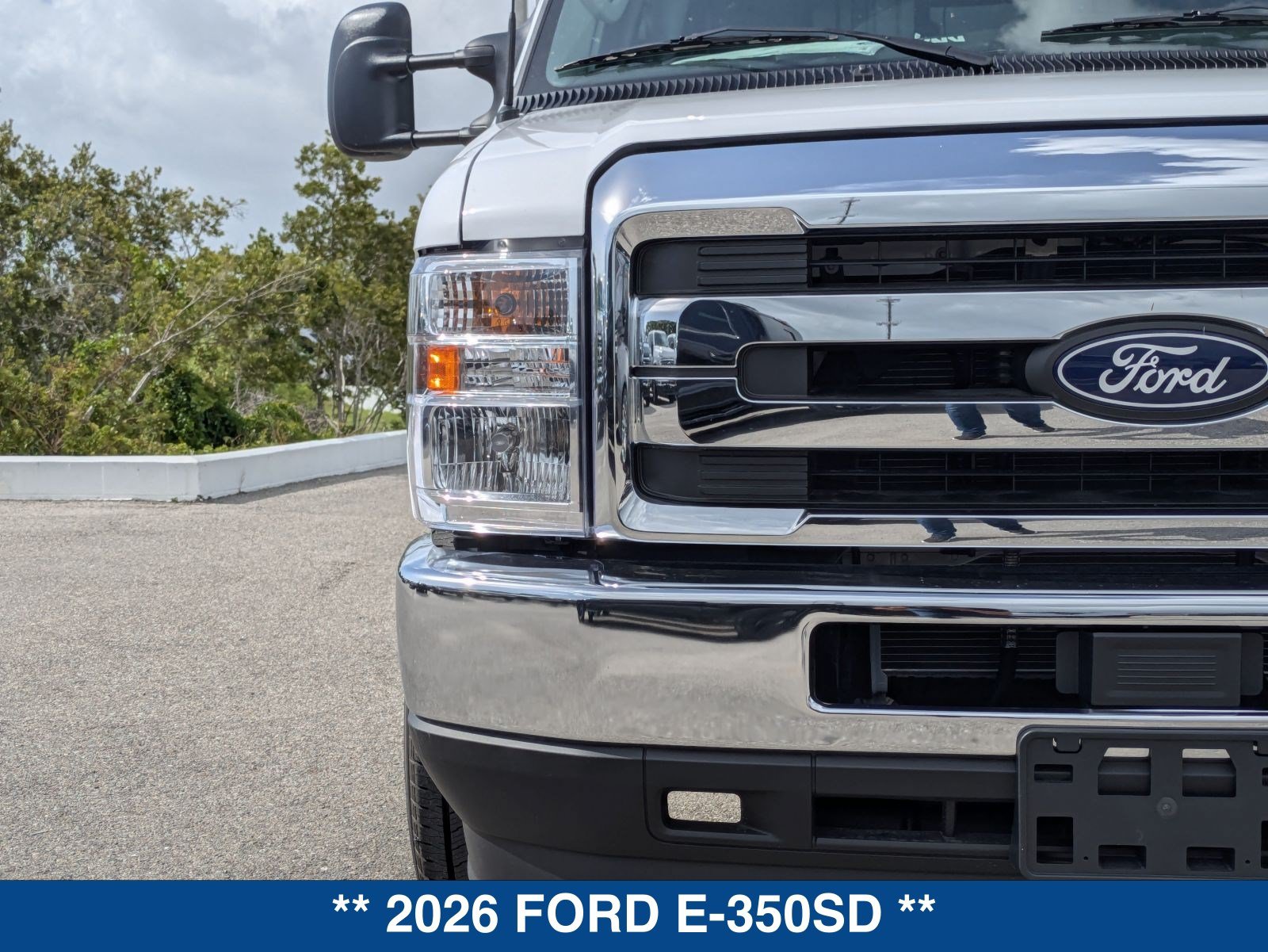 New 2026 Ford E-350 and Econoline 350 Super Duty w/ Power Equipment Group RWD image 11