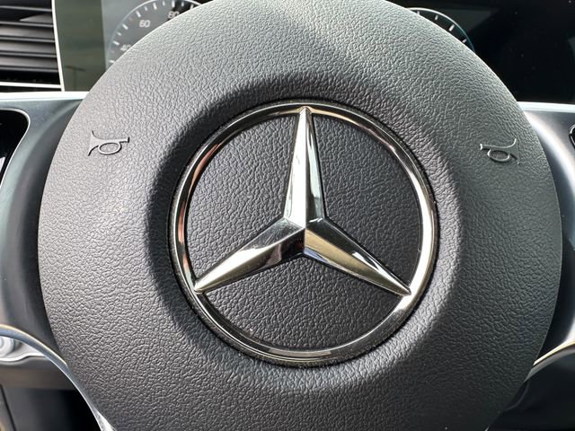 Used 2022 Mercedes-Benz GLE 350 4MATIC w/ 3rd Row Seat Package image 41