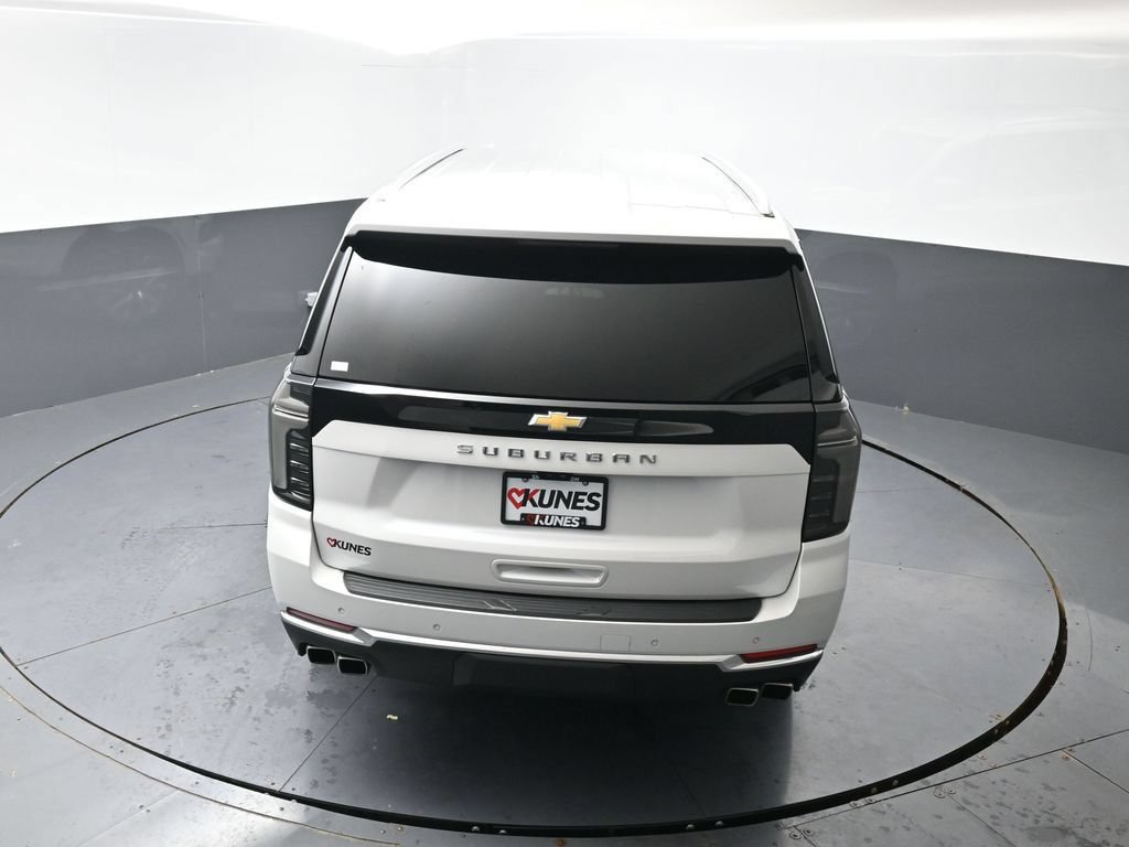 Used 2025 Chevrolet Suburban High Country AWD/4WD image 50