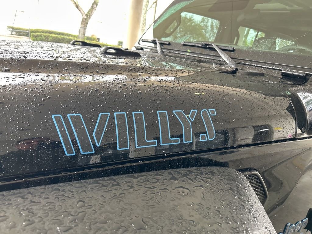 Used 2025 Jeep Wrangler Willys 4xe image 15